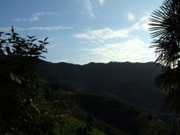 和歌山の稜線と青空。